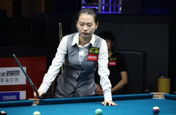 和锋线球员 和锋线球员