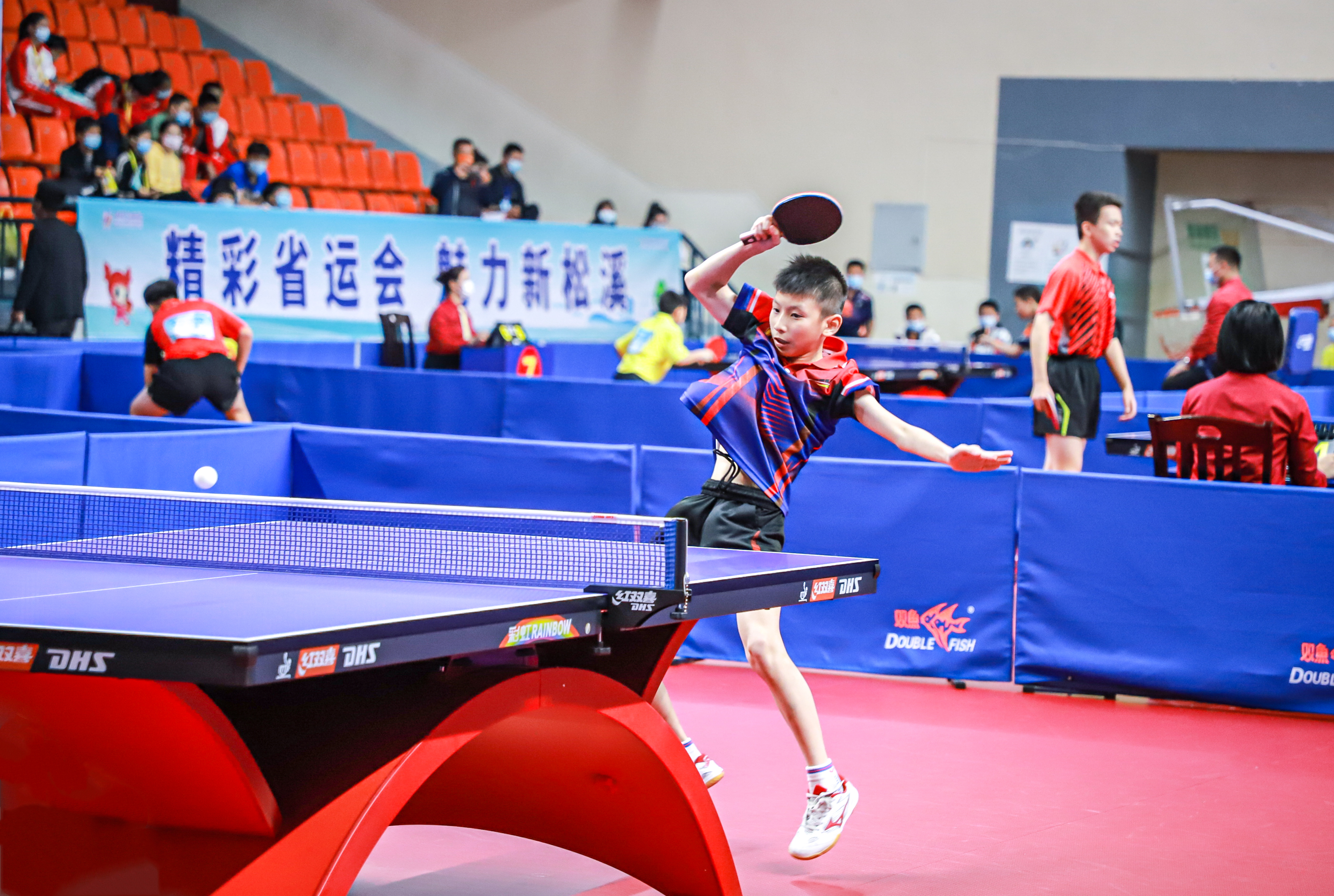 在边后卫和 在边后卫和